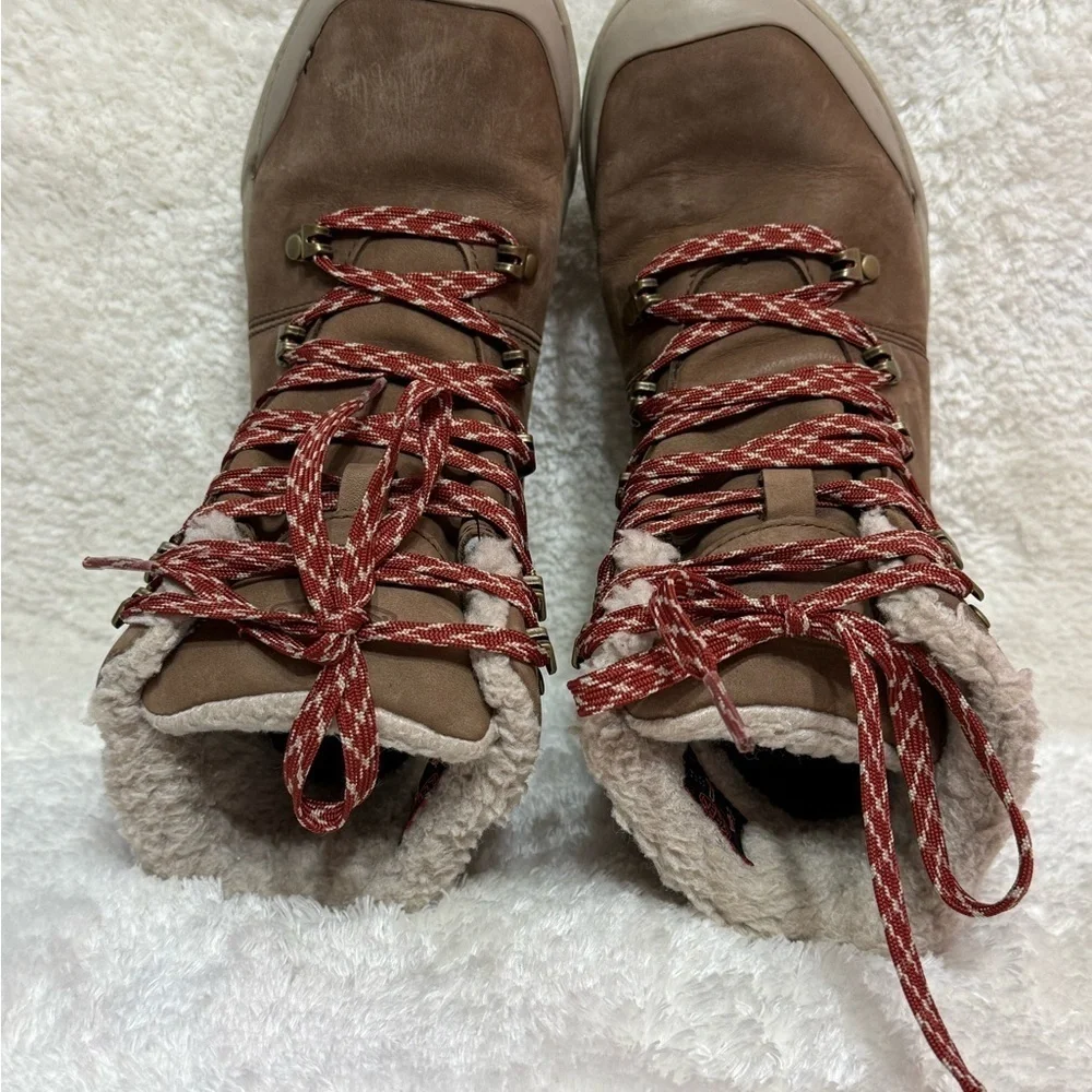 Keen Boots Women's Size 5.5 Brown Elena Winter Snow Waterproof Outdoors Hiking
